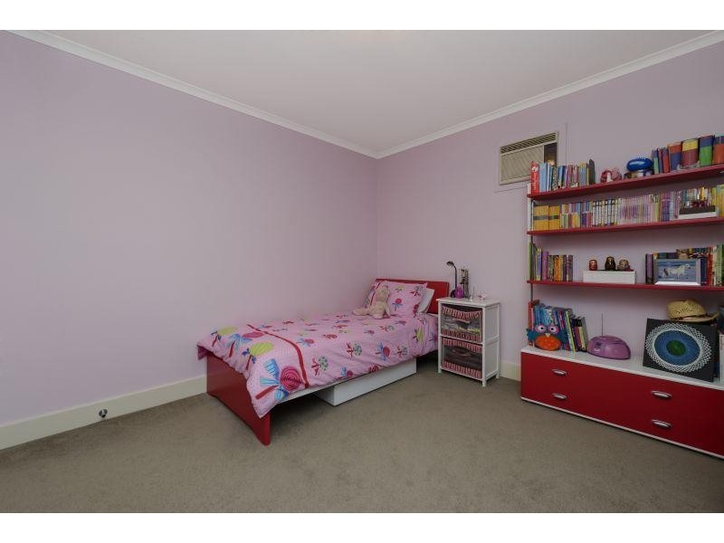 37 Blanton Drive, Mulgrave VIC 3170