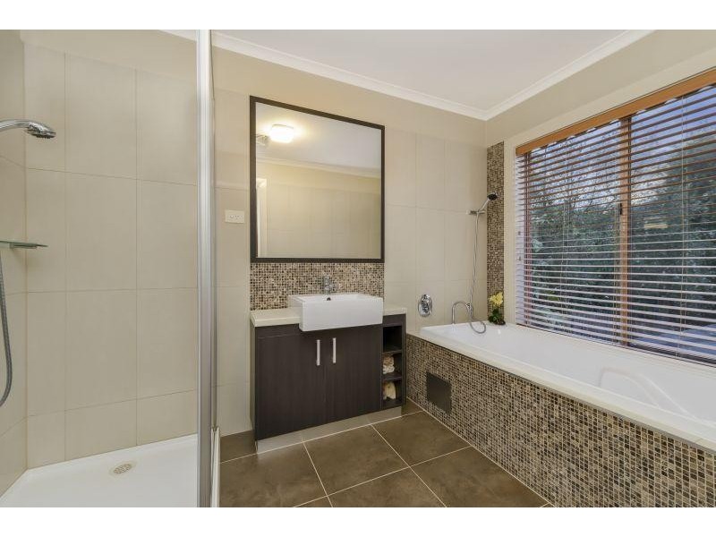 37 Blanton Drive, Mulgrave VIC 3170