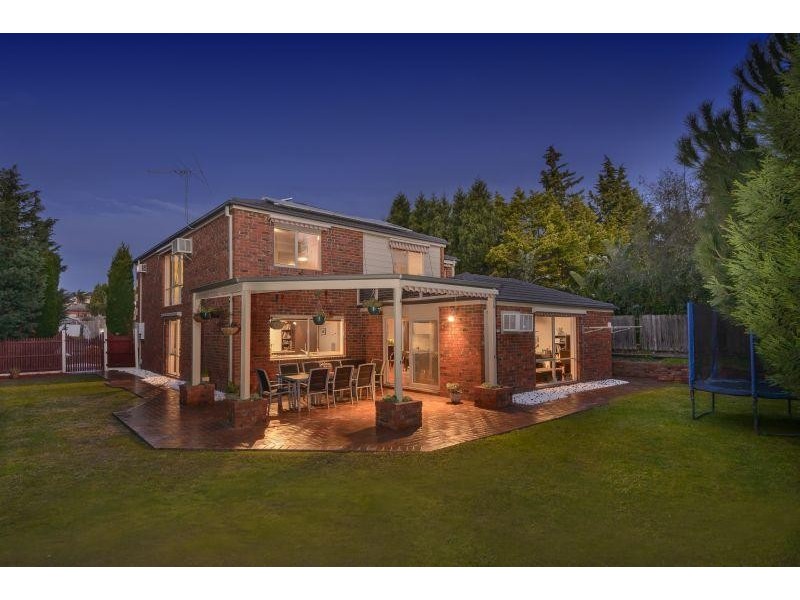 37 Blanton Drive, Mulgrave VIC 3170