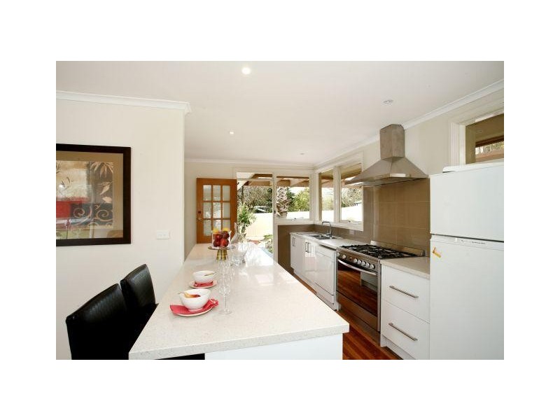 27 Brendale Avenue, Blackburn North VIC 3130