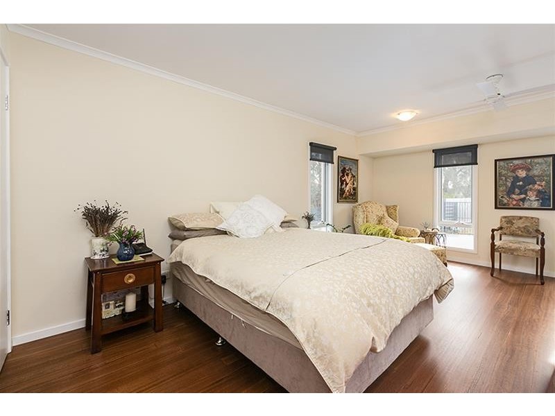 41 Gleneagles Avenue, Mornington VIC 3931