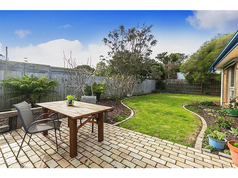 41 Gleneagles Avenue, Mornington VIC 3931