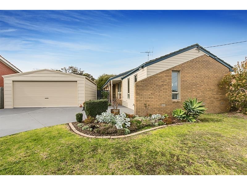 41 Gleneagles Avenue, Mornington VIC 3931