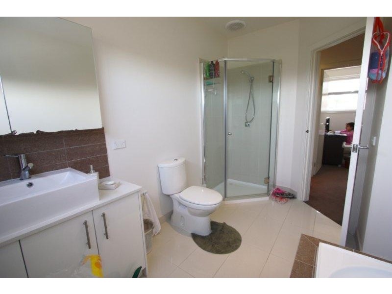 39a Crawford Road, Clayton VIC 3168