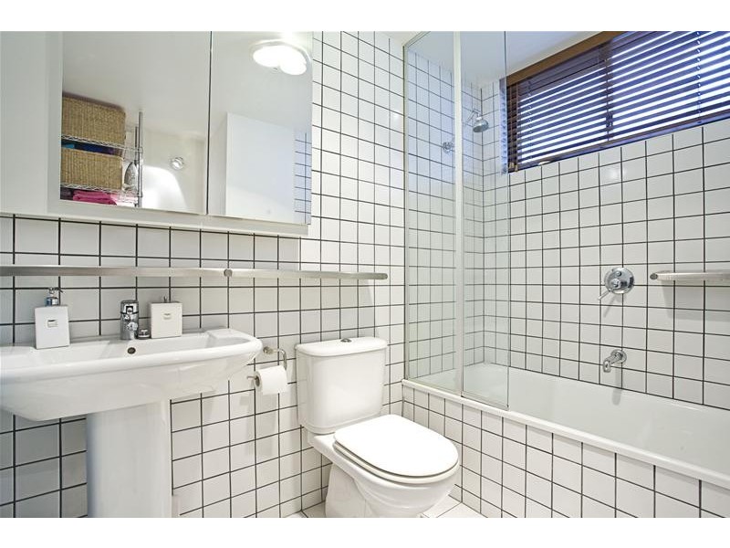 6A/167 Fitzroy Street, St Kilda VIC 3182