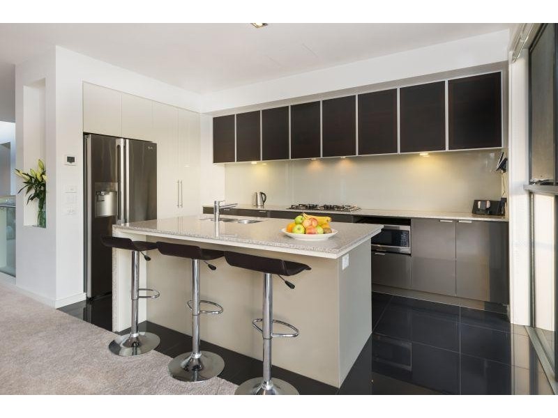 36 Waverley Park Drive, Mulgrave VIC 3170