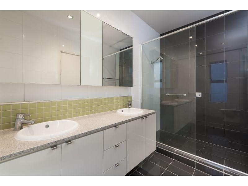 36 Waverley Park Drive, Mulgrave VIC 3170