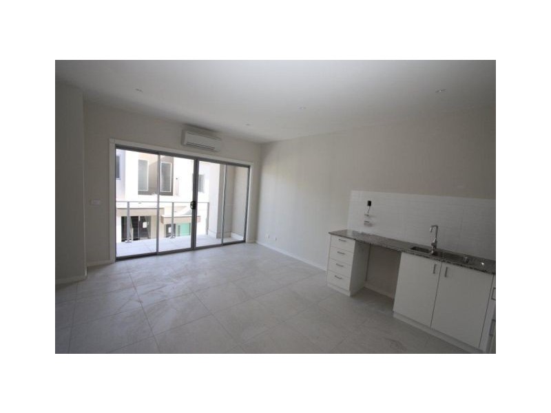 8/422 Station Street, Bonbeach VIC 3196