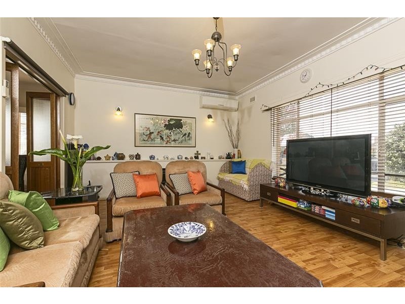 127 Middleborough Road, Box Hill South VIC 3128