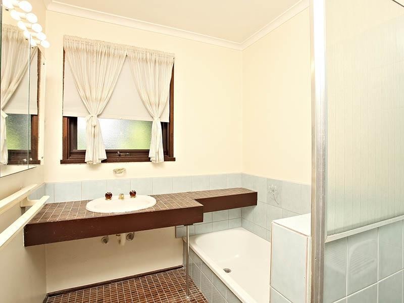 4/4 Bolan Street, Glen Waverley VIC 3150