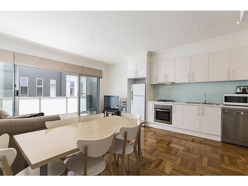 17/293 Hawthorn Road, Caulfield VIC 3162