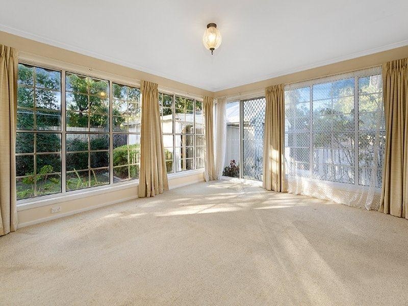 3 Belvoir Court, Murrumbeena VIC 3163