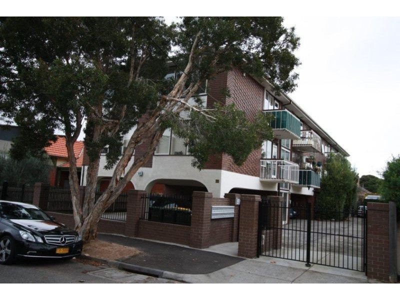 8/57 Westbury Street, St Kilda East VIC 3183