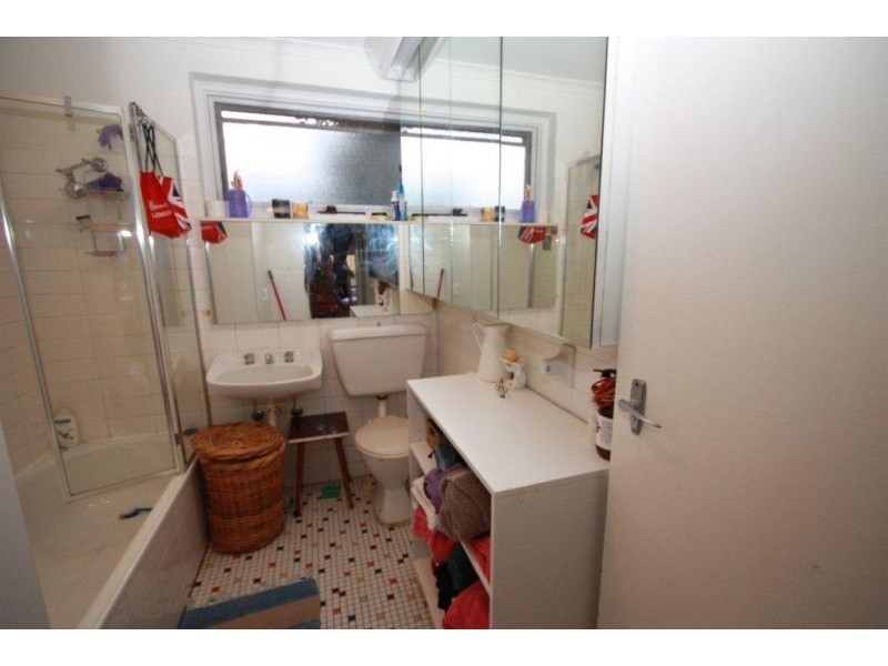 8/57 Westbury Street, St Kilda East VIC 3183