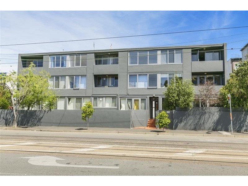 8/95 Carlisle Street, St Kilda VIC 3182