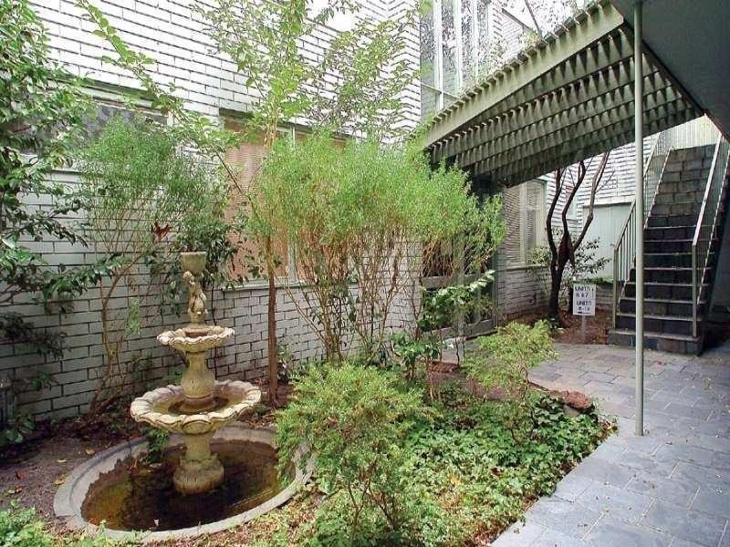 9/13 Lansdowne  Road, St Kilda East VIC 3183