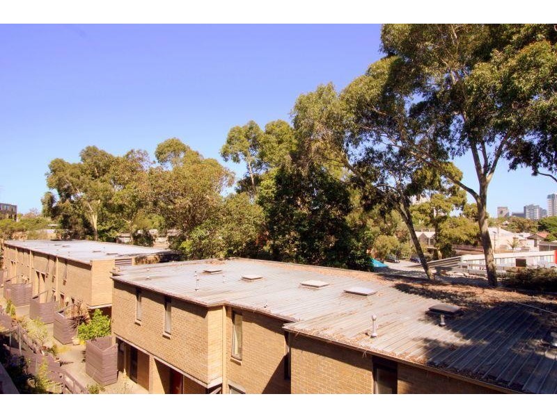 20C Napier Street, South Melbourne VIC 3205