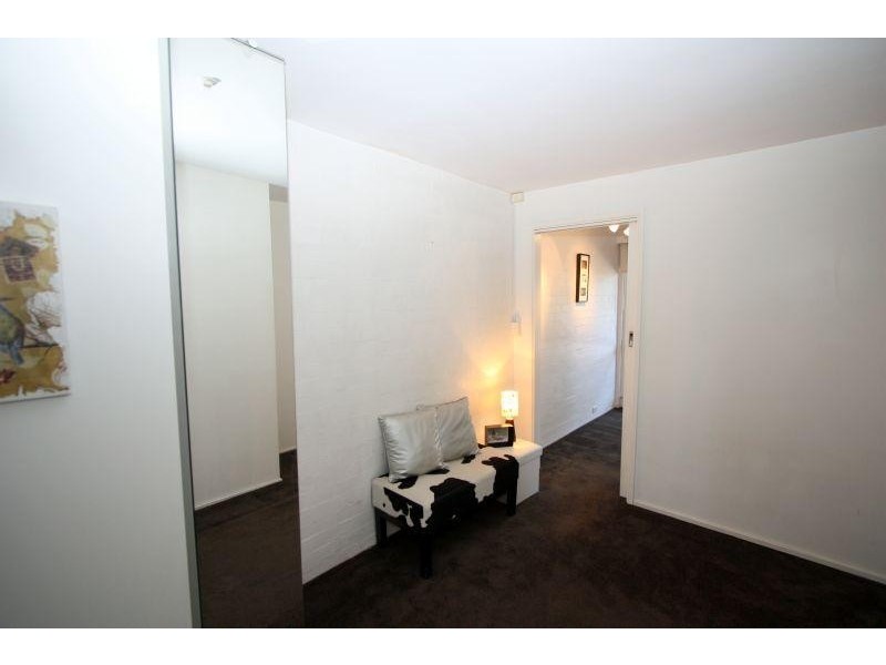 20C Napier Street, South Melbourne VIC 3205