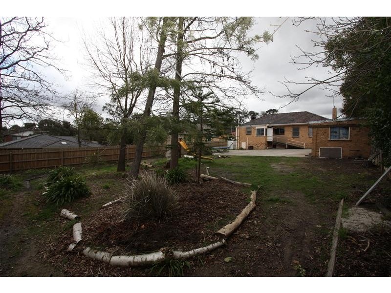 20 Sweetland Road, Box Hill VIC 3128