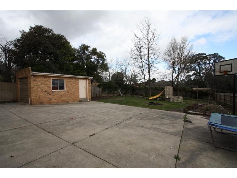 20 Sweetland Road, Box Hill VIC 3128