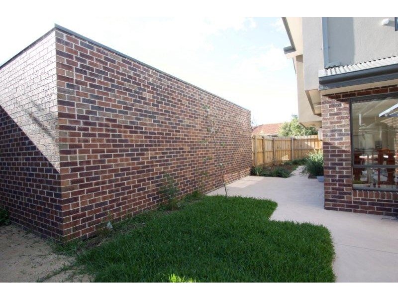 1/17 Graham Road, Carrum VIC 3197