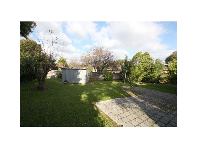 49 Calderwood Avenue, Wheelers Hill VIC 3150
