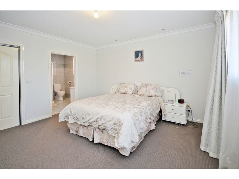 22 Dougherty Court, Mulgrave VIC 3170