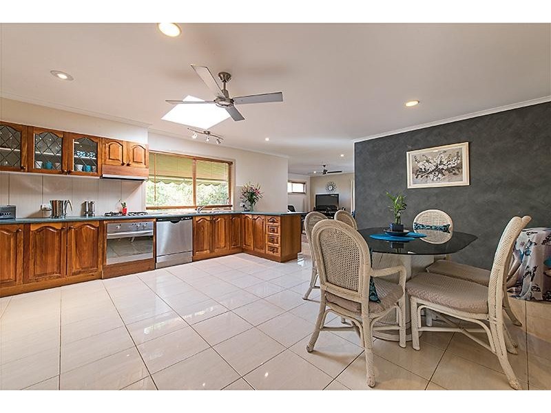 17 Carrara Road, Rowville VIC 3178