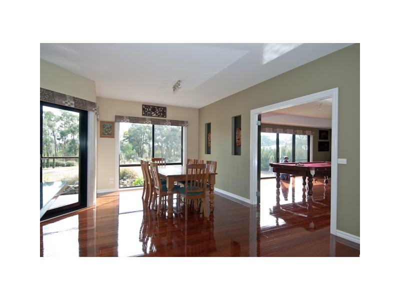 57 Wellington Road, Wandin North VIC 3139