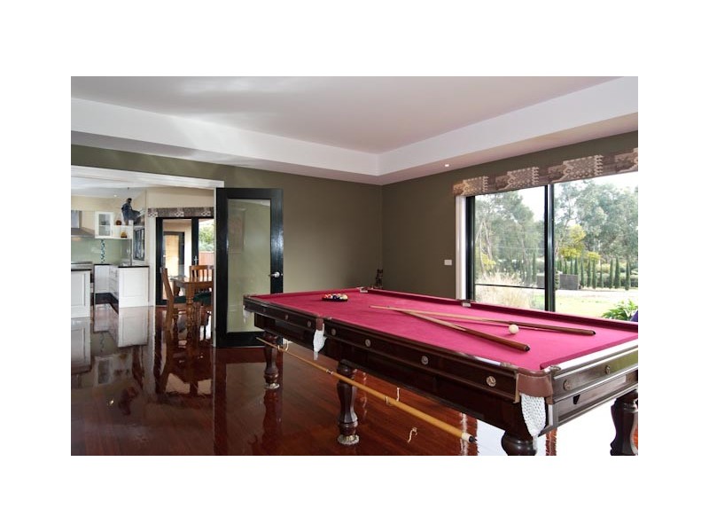 57 Wellington Road, Wandin North VIC 3139