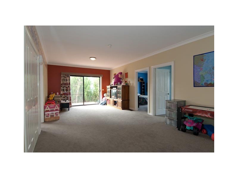 57 Wellington Road, Wandin North VIC 3139