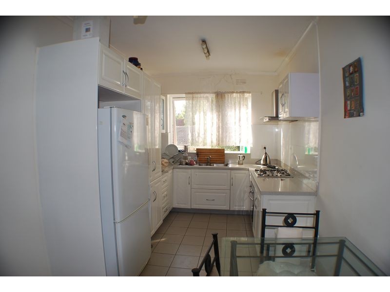 7/232 Barkly Street, Elwood VIC 3184