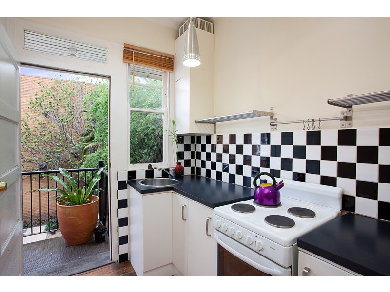 8/33 Greeves Street, St Kilda VIC 3182