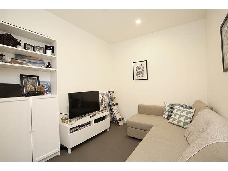 203/7 Brighton Road, St Kilda VIC 3182