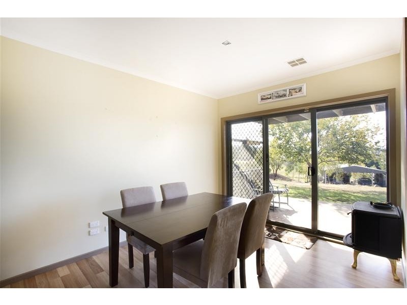 18 Manning Boulevard, Darley VIC 3340