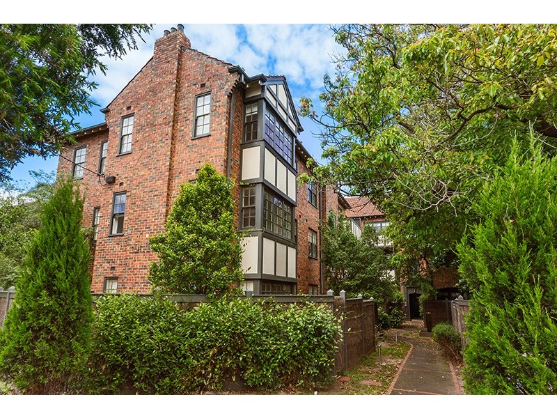 4/17 Charnwood Grove, St Kilda VIC 3182