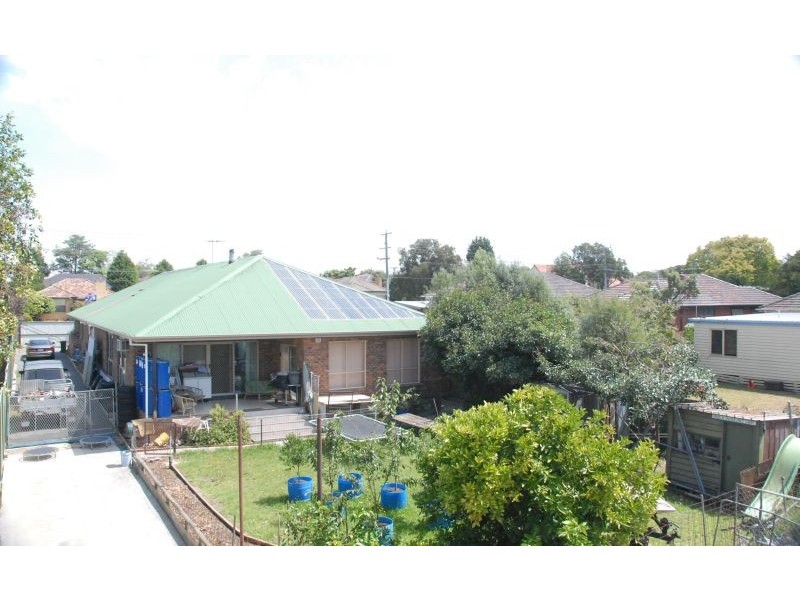 2 Flora Road, Clayton VIC 3168