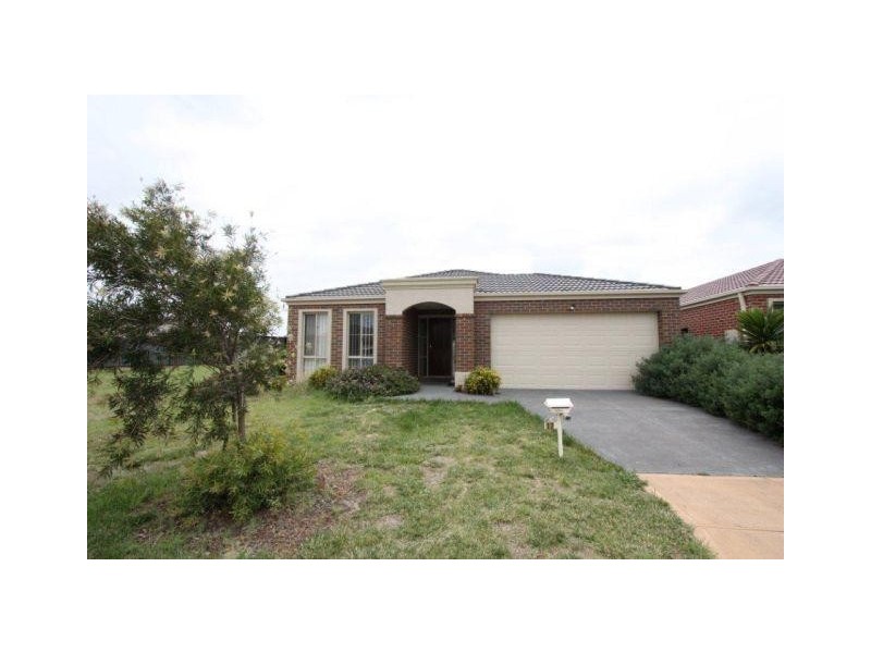 17 Coombes Court, Point Cook VIC 3030