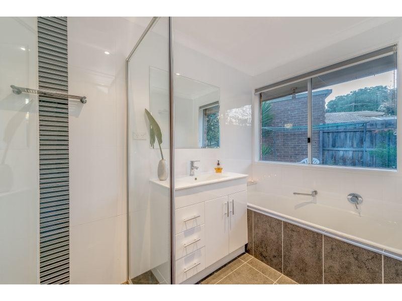 5 Fairhaven Court, Mulgrave VIC 3170