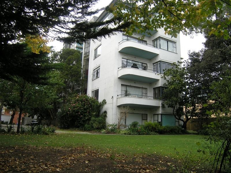 25/30 Queens Road, Melbourne VIC 3000