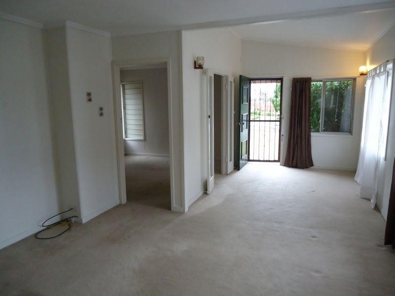 1723 Logan Road, Upper Mount Gravatt QLD 4122