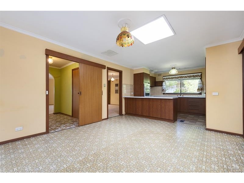 4 Ormiston Street, Mount Waverley VIC 3149