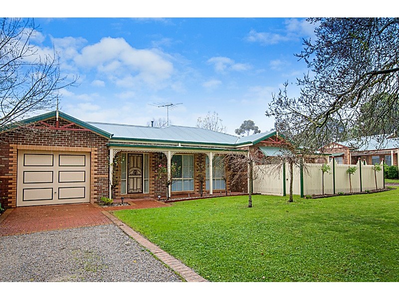 1 Exell Mews, Berwick VIC 3806