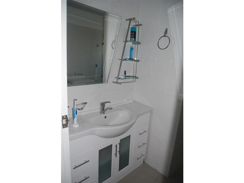 7/232 Barkly Street, St Kilda VIC 3182