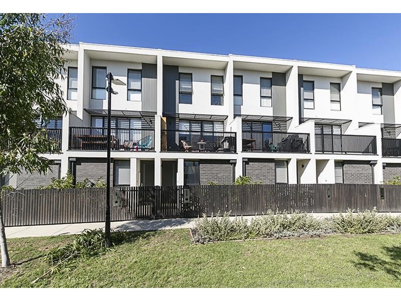 80 Central Park Walk, Cheltenham VIC 3192