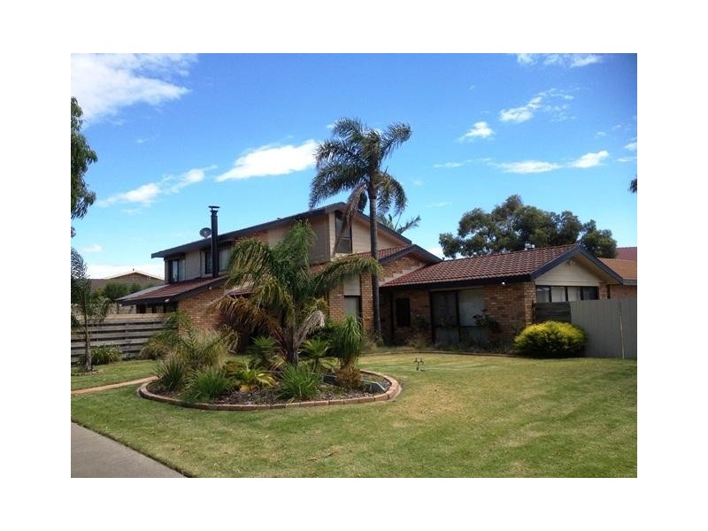 1 Bream Bay, Patterson Lakes VIC 3197