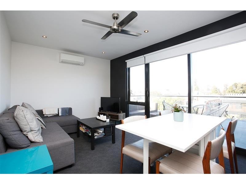 303/12-18 Martin Street, St Kilda VIC 3182