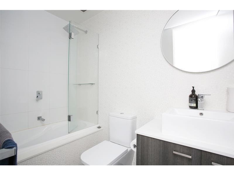 303/12-18 Martin Street, St Kilda VIC 3182