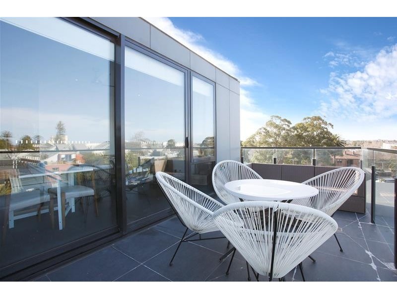 303/12-18 Martin Street, St Kilda VIC 3182