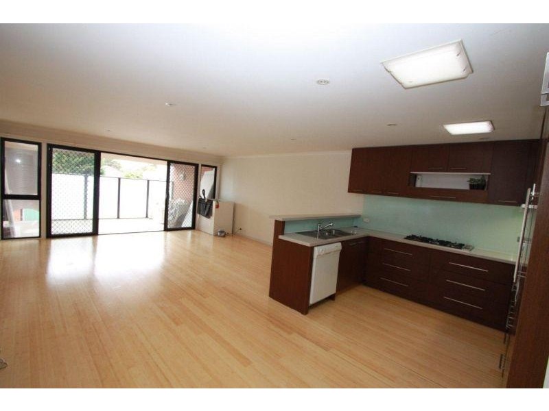 1/131 Lower Dandenong Road, Mentone VIC 3194